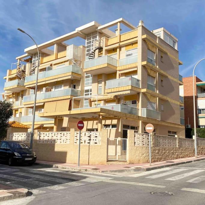 Modern Flat Close To Beach El Campello Bagian luar foto