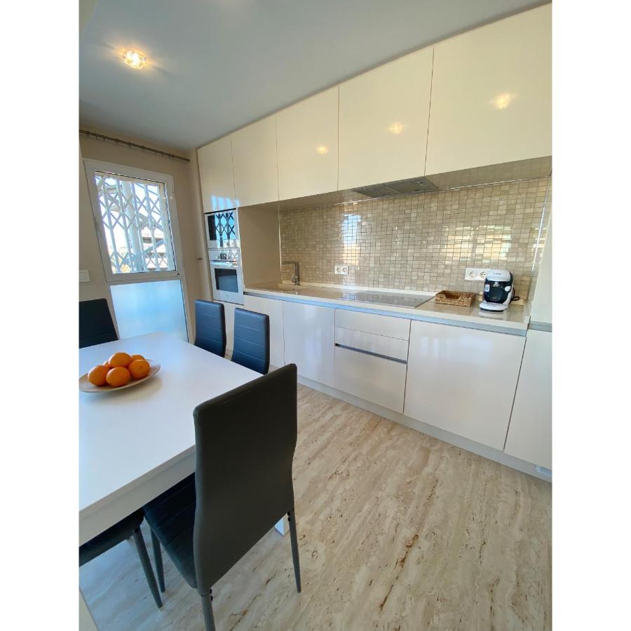Modern Flat Close To Beach El Campello Bagian luar foto